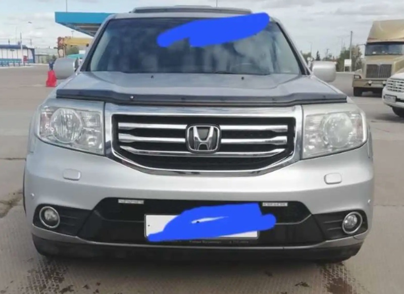 Лобовое стекло от Honda Pilot